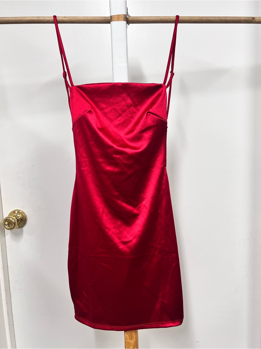 Elegant Red Satin Mini Slip Dress with Adjustable Spaghetti Straps